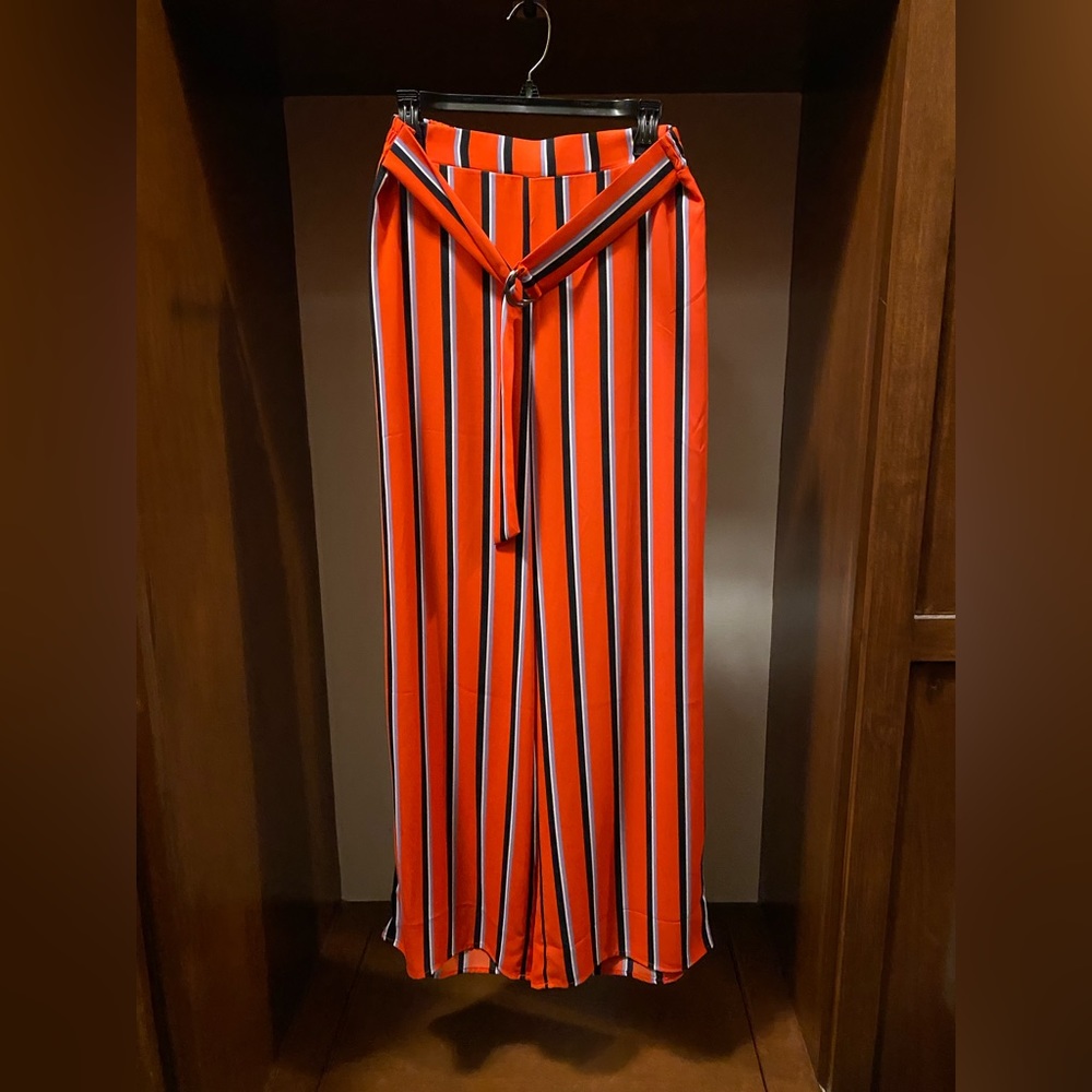 Forever 21 orange wide leg pants in size L